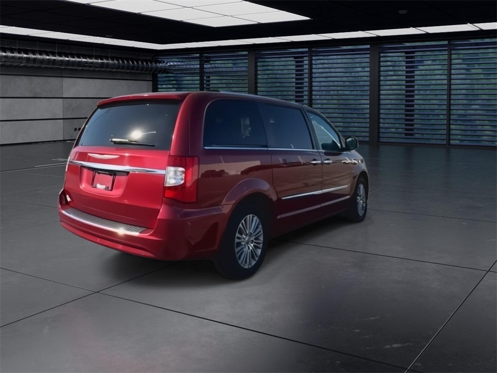2014 Chrysler Town & Country photo 8