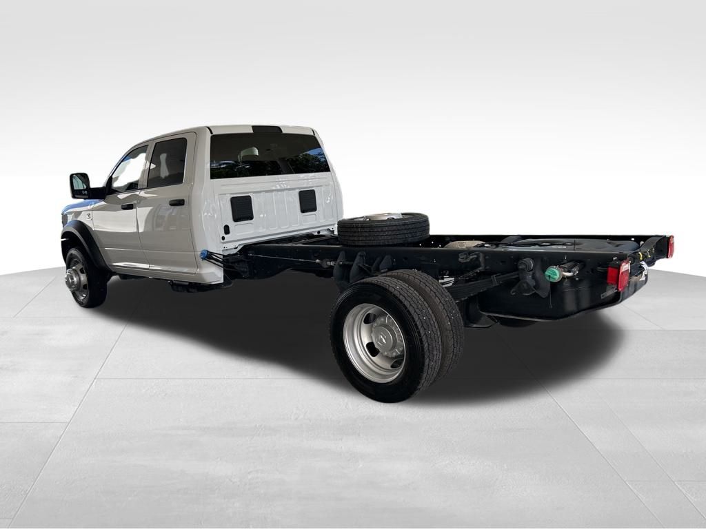 2026 Ram 5500 Tradesman photo 4