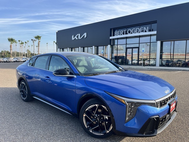 2025 Kia K4 GT-Line's photo