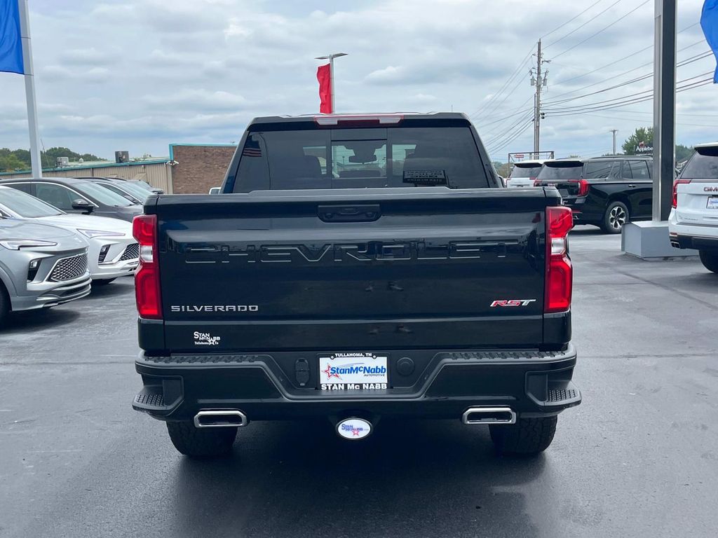 2026 Chevrolet Silverado 1500 RST photo 6