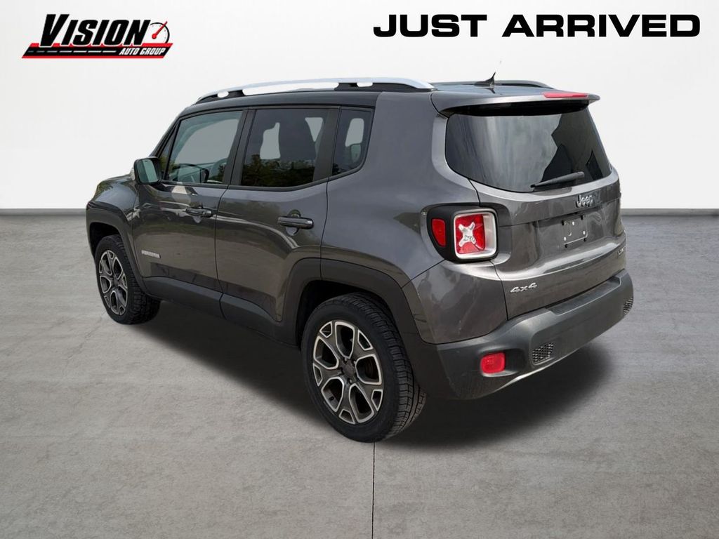 2016 Jeep Renegade Limited photo 7