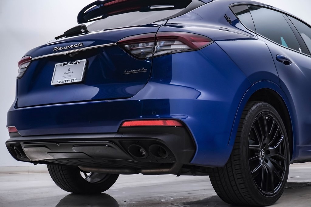 2022 Maserati Levante Modena photo 12
