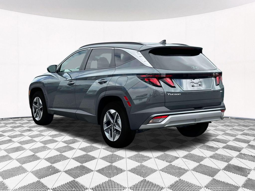 2026 Hyundai Tucson SEL photo 3