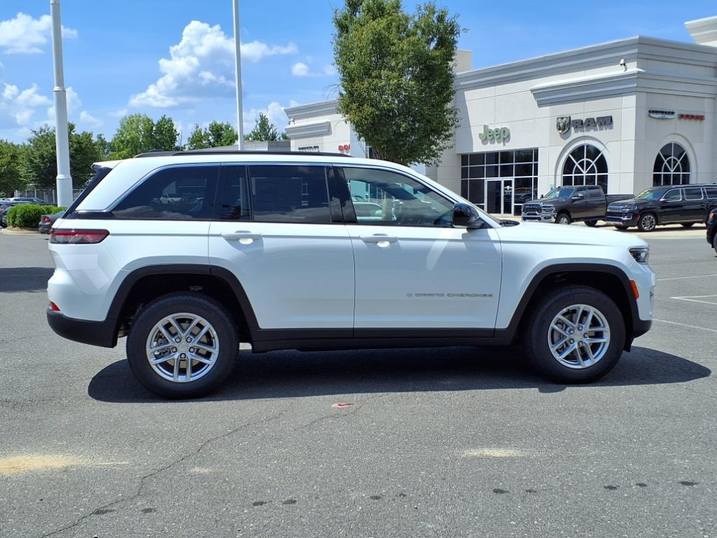 2025 Jeep Grand Cherokee Laredo X photo 20