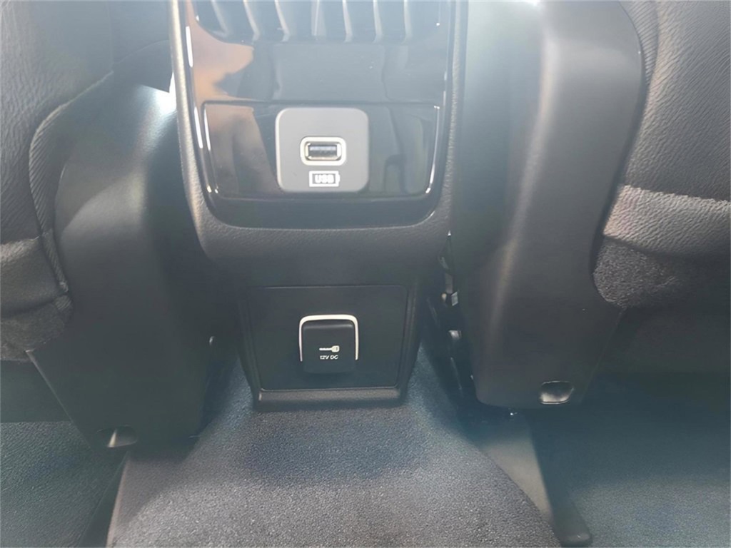 2025 Jeep Compass Latitude photo 32
