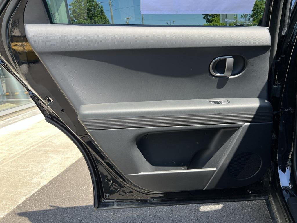 2025 Hyundai Ioniq 5 SEL photo 26