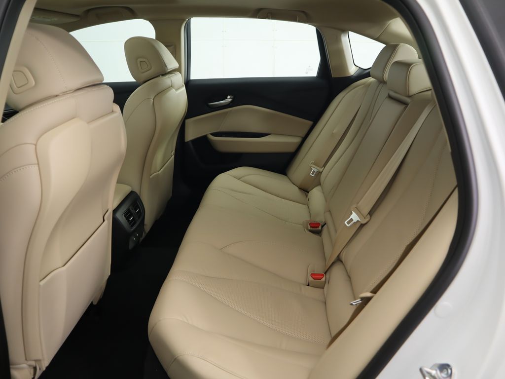 2025 Acura TLX Technology photo 21