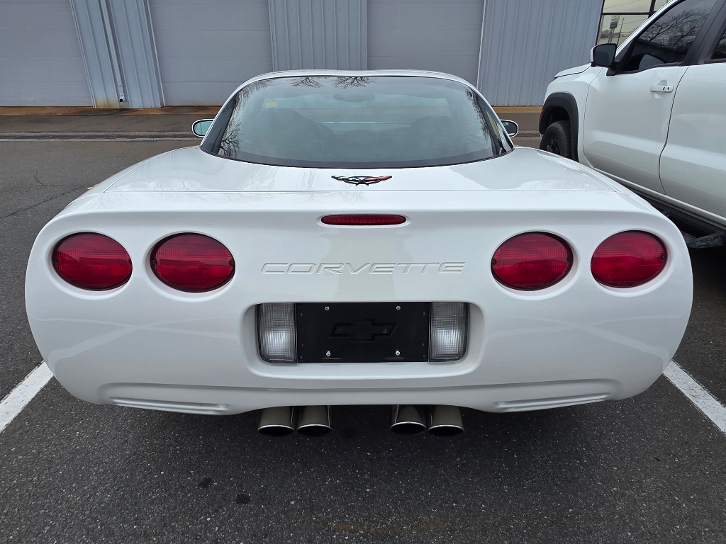 2002 Chevrolet Corvette photo 4