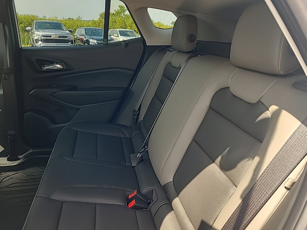 2026 Chevrolet Trax ACTIV photo 13