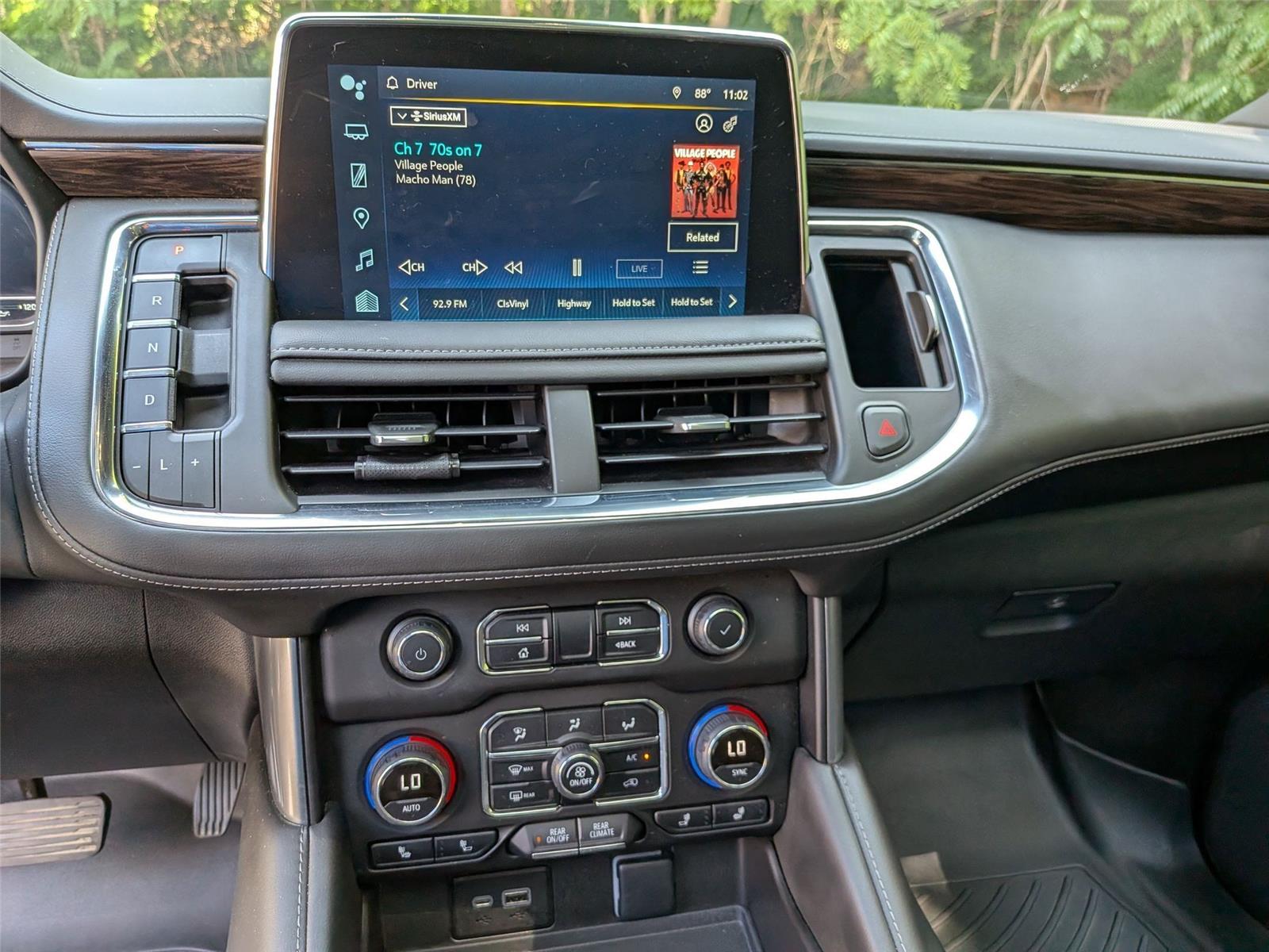2023 Chevrolet Tahoe LT photo 18