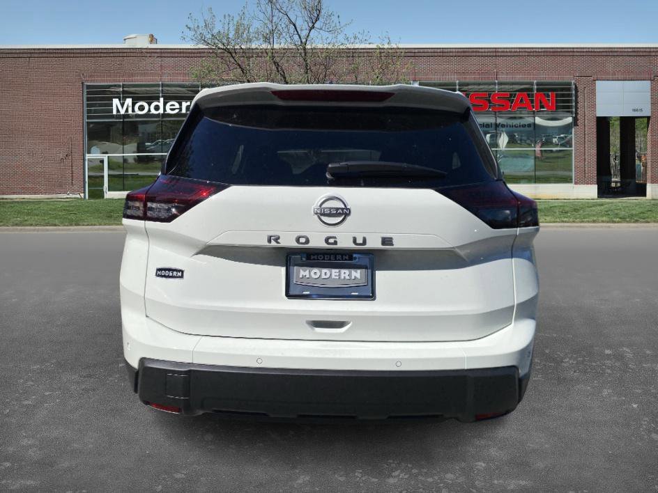 2026 Nissan Rogue S photo 3
