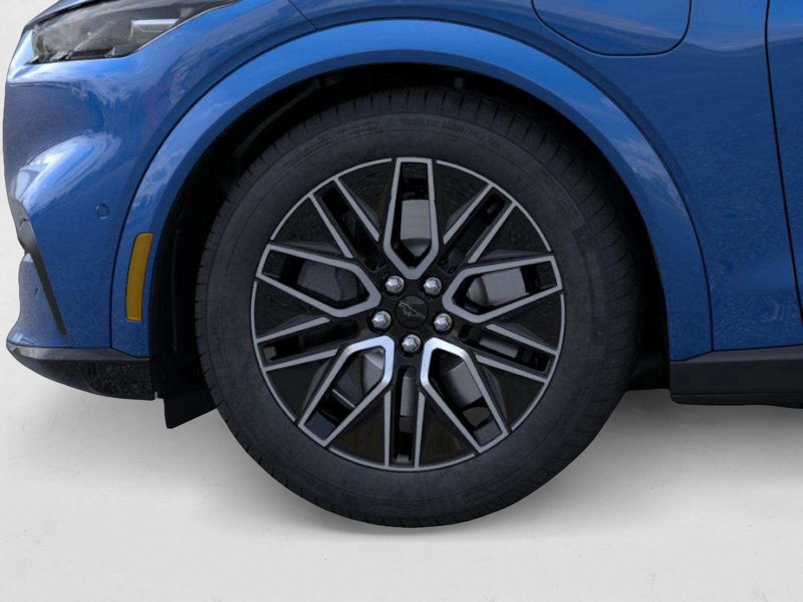 2025 Ford Mustang Mach-E Premium photo 18