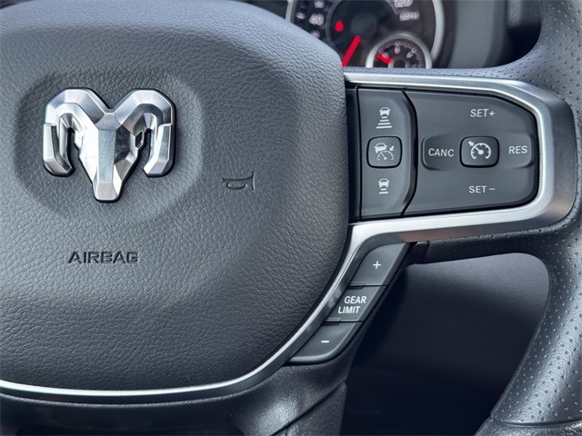 2025 Ram 2500 Tradesman photo 18