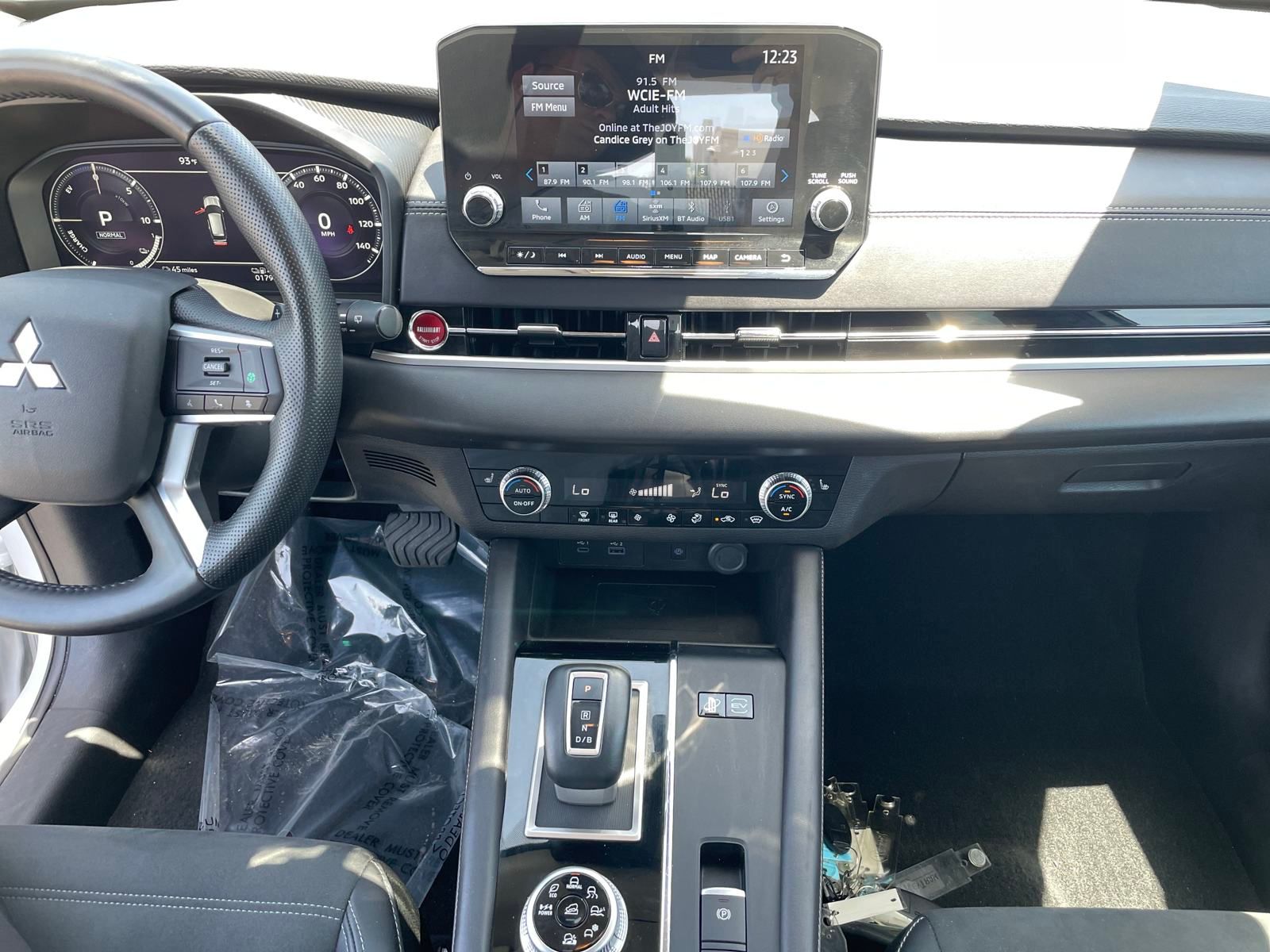 2024 Mitsubishi Outlander PHEV SE Ralliart photo 15