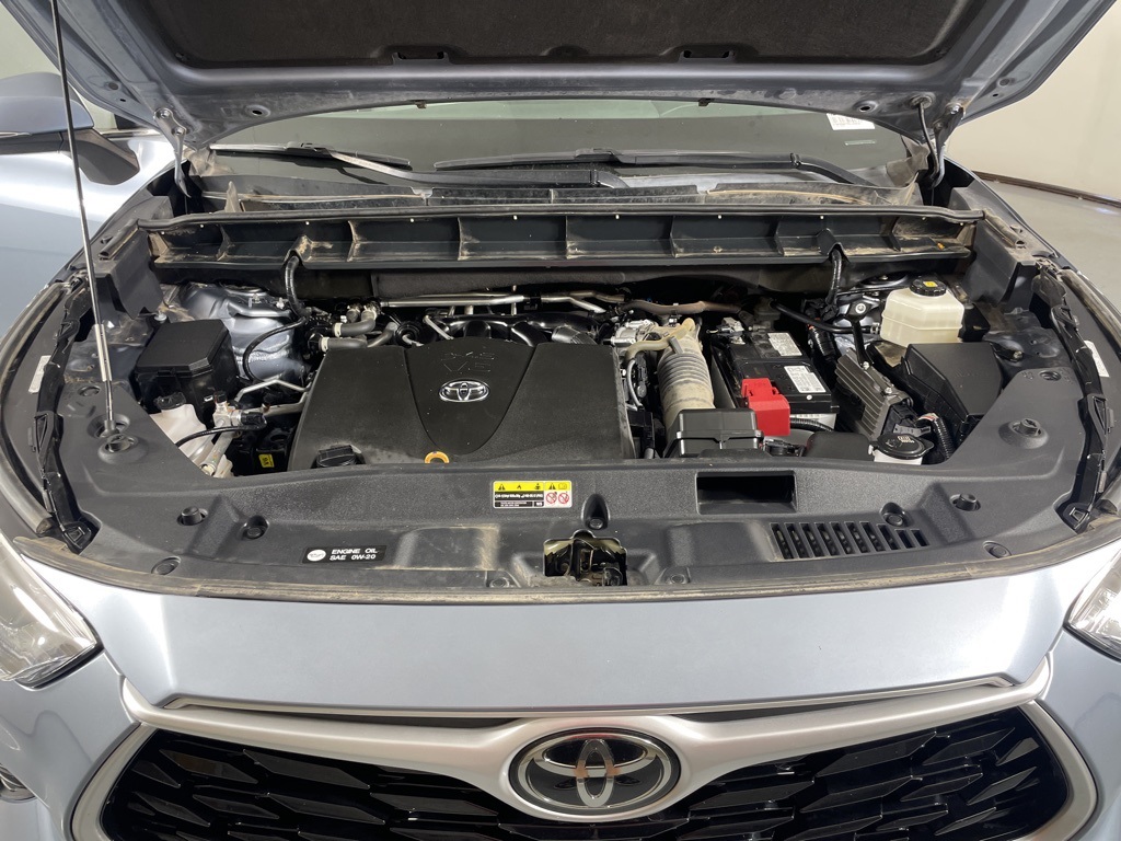 2021 Toyota Highlander XLE photo 47