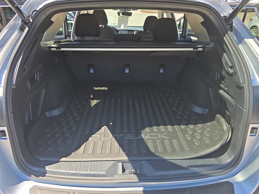 2023 Subaru Outback Premium photo 11
