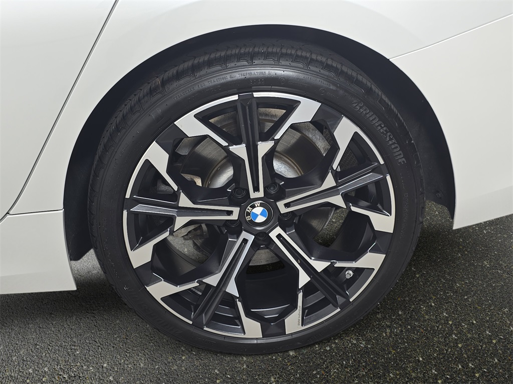 2025 Bmw 330i xDrive photo 34