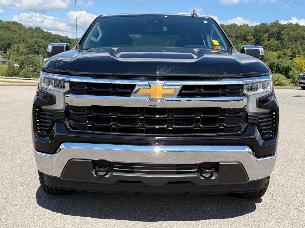 2023 Chevrolet Silverado 1500 LT photo 7