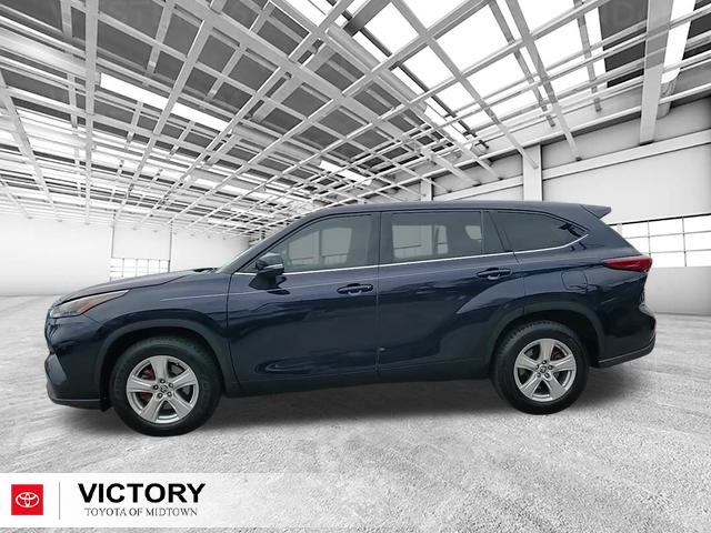 2022 Toyota Highlander L photo 6