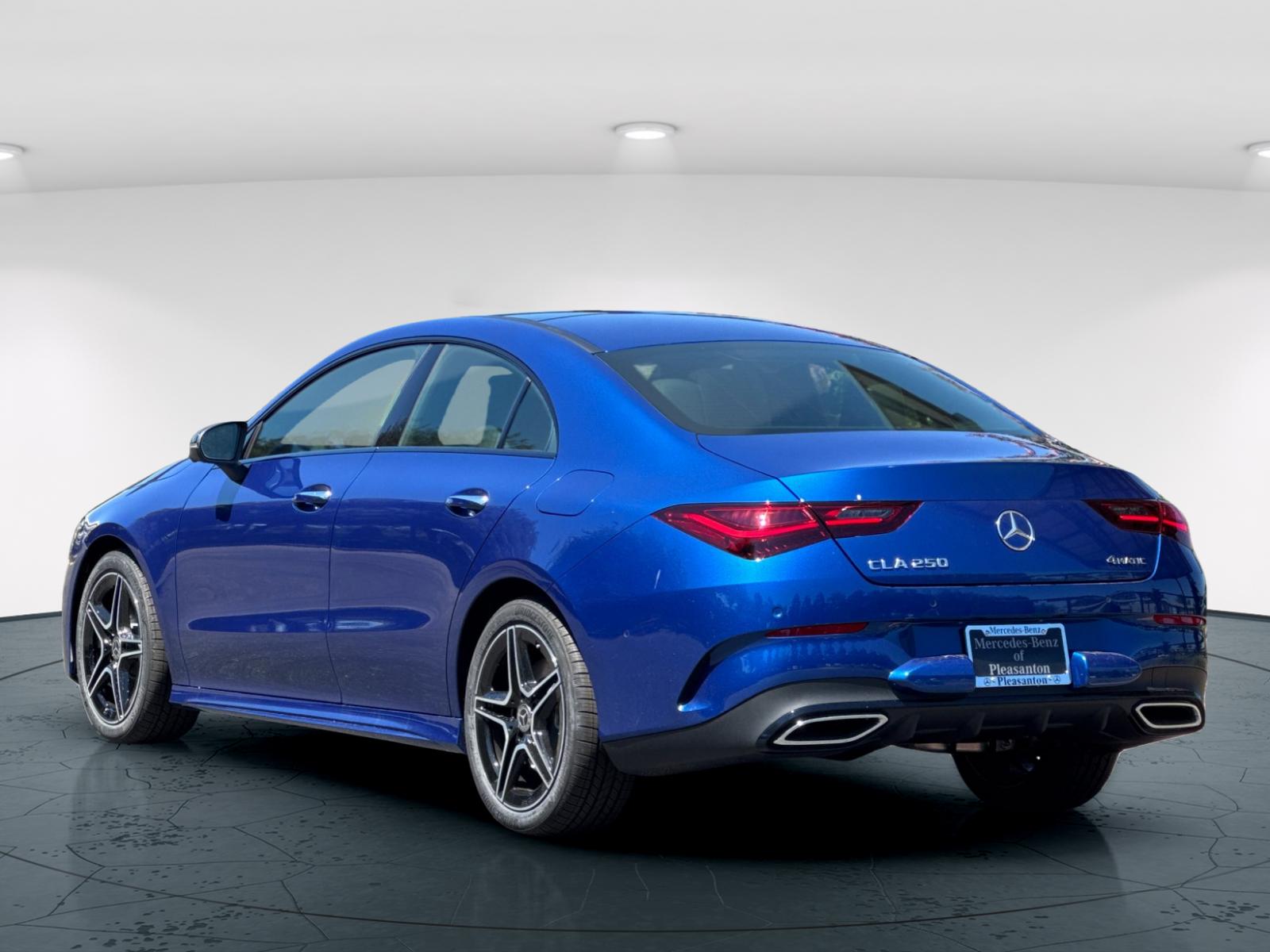 2026 Mercedes Benz CLA 250 4MATIC photo 4
