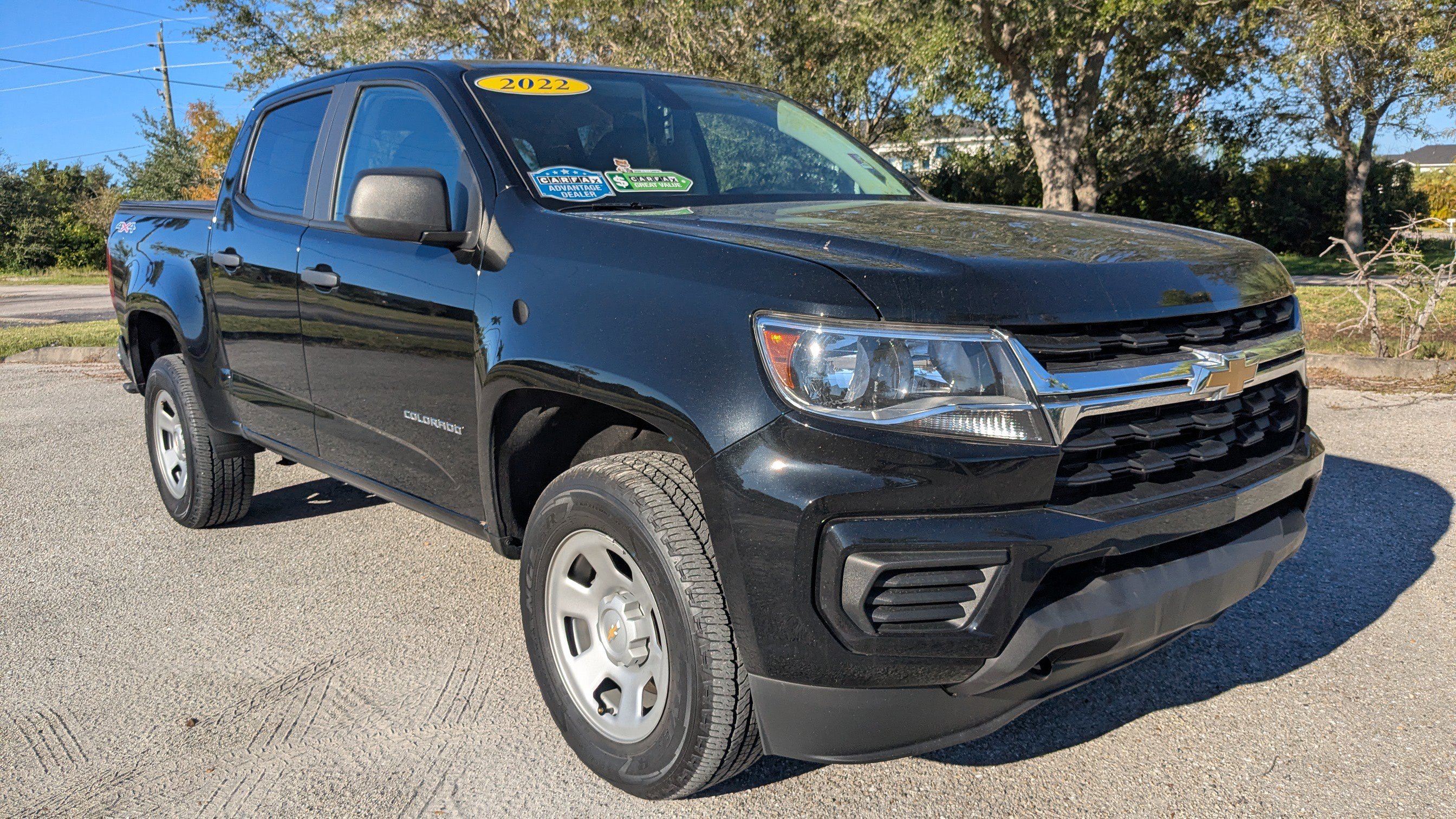 2022 Chevrolet Colorado Work Truck photo 2