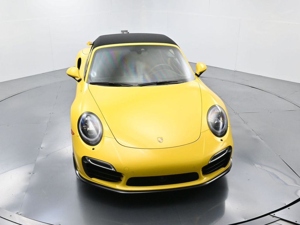 2016 Porsche 911 Turbo S photo 32