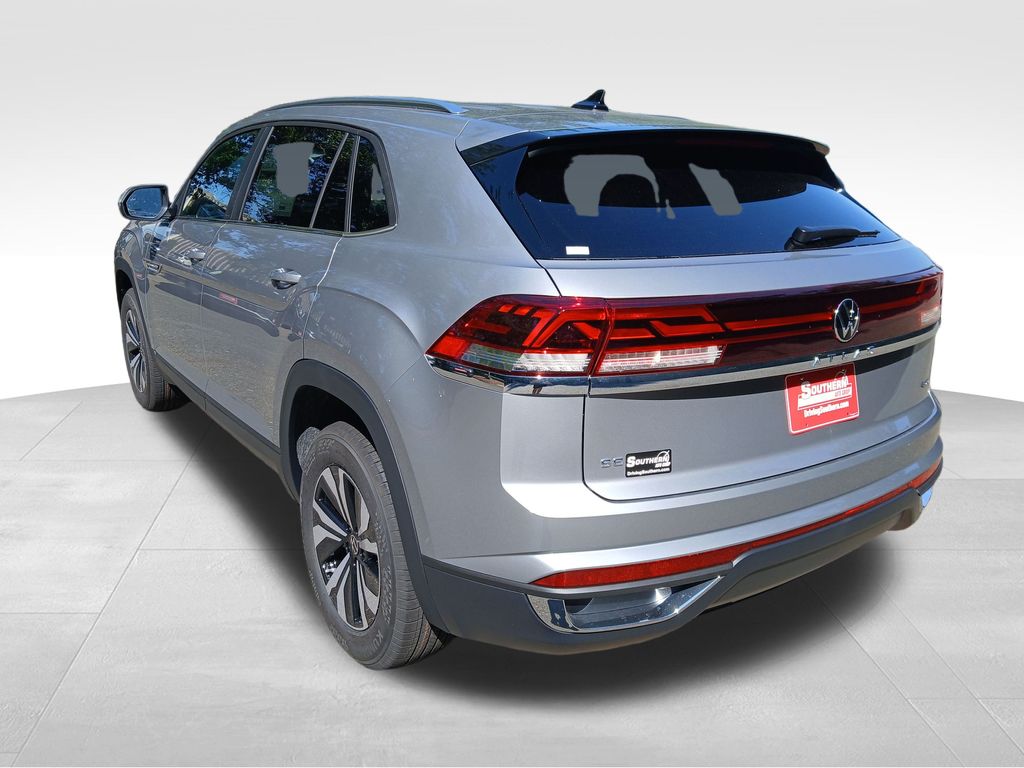2026 Volkswagen Atlas Cross Sport SE photo 3