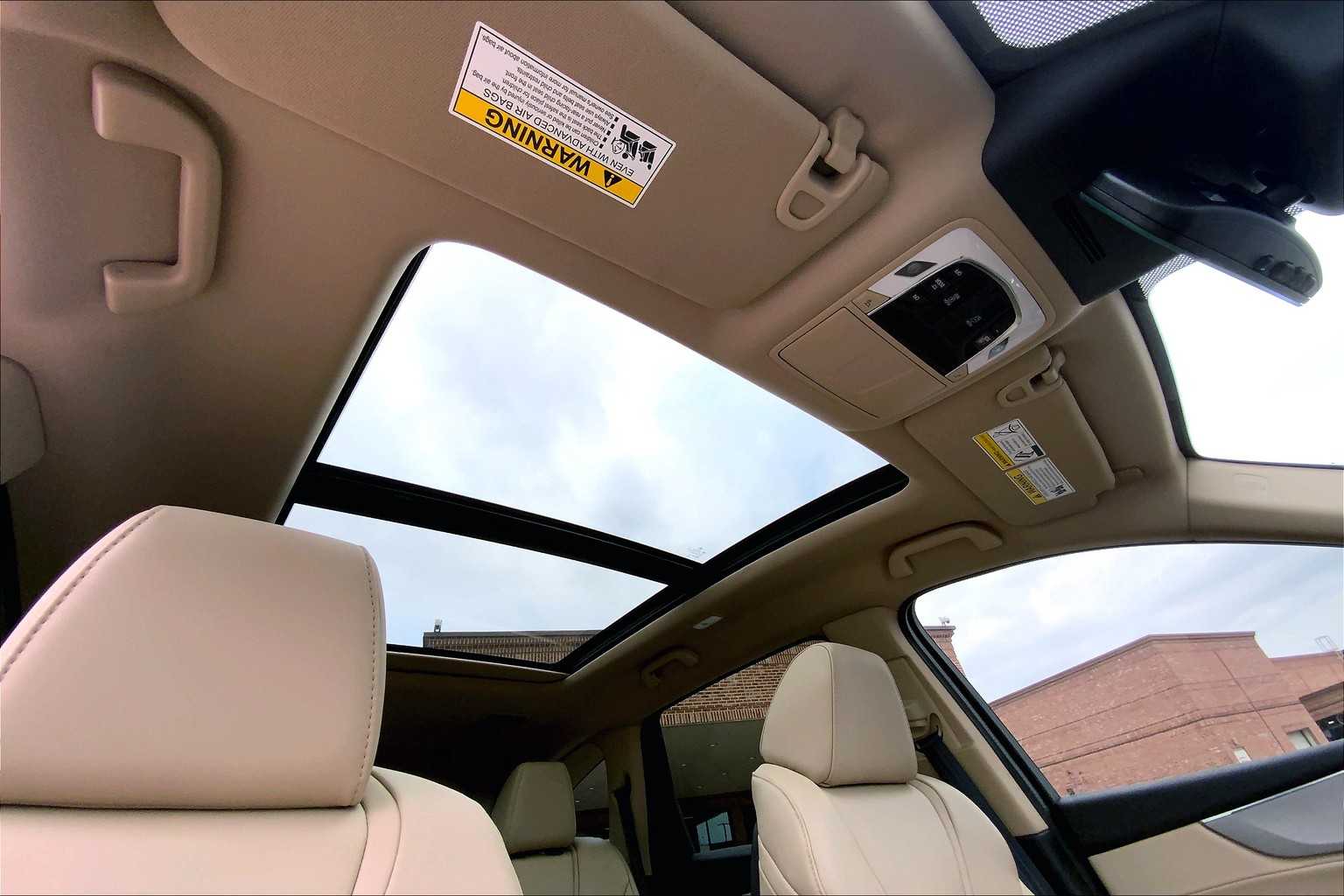 2025 Acura MDX SH-AWD photo 13