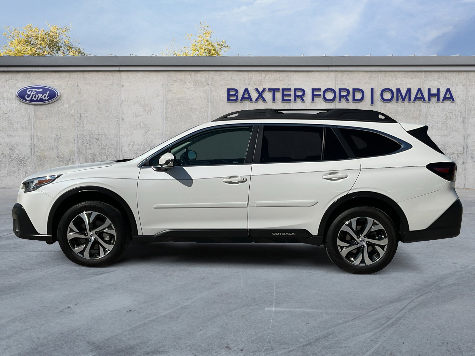 2022 Subaru Outback Limited photo 10