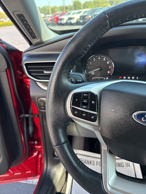 2023 Ford Explorer XLT photo 16