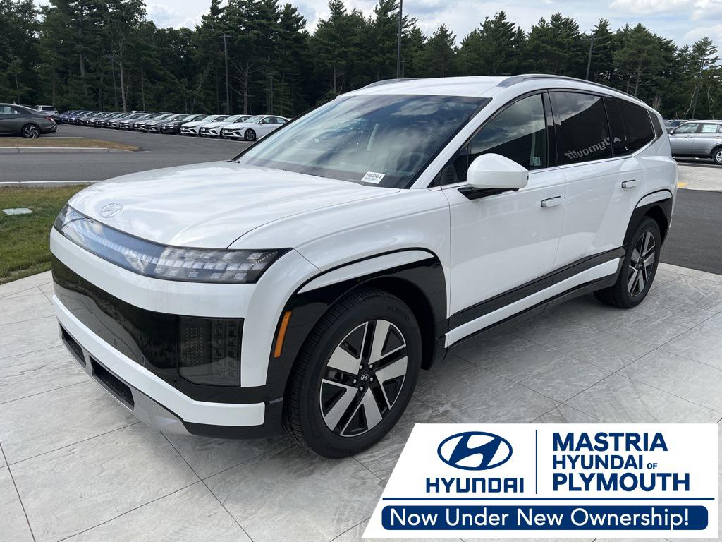 2026 Hyundai IONIQ 9 SEL's photo