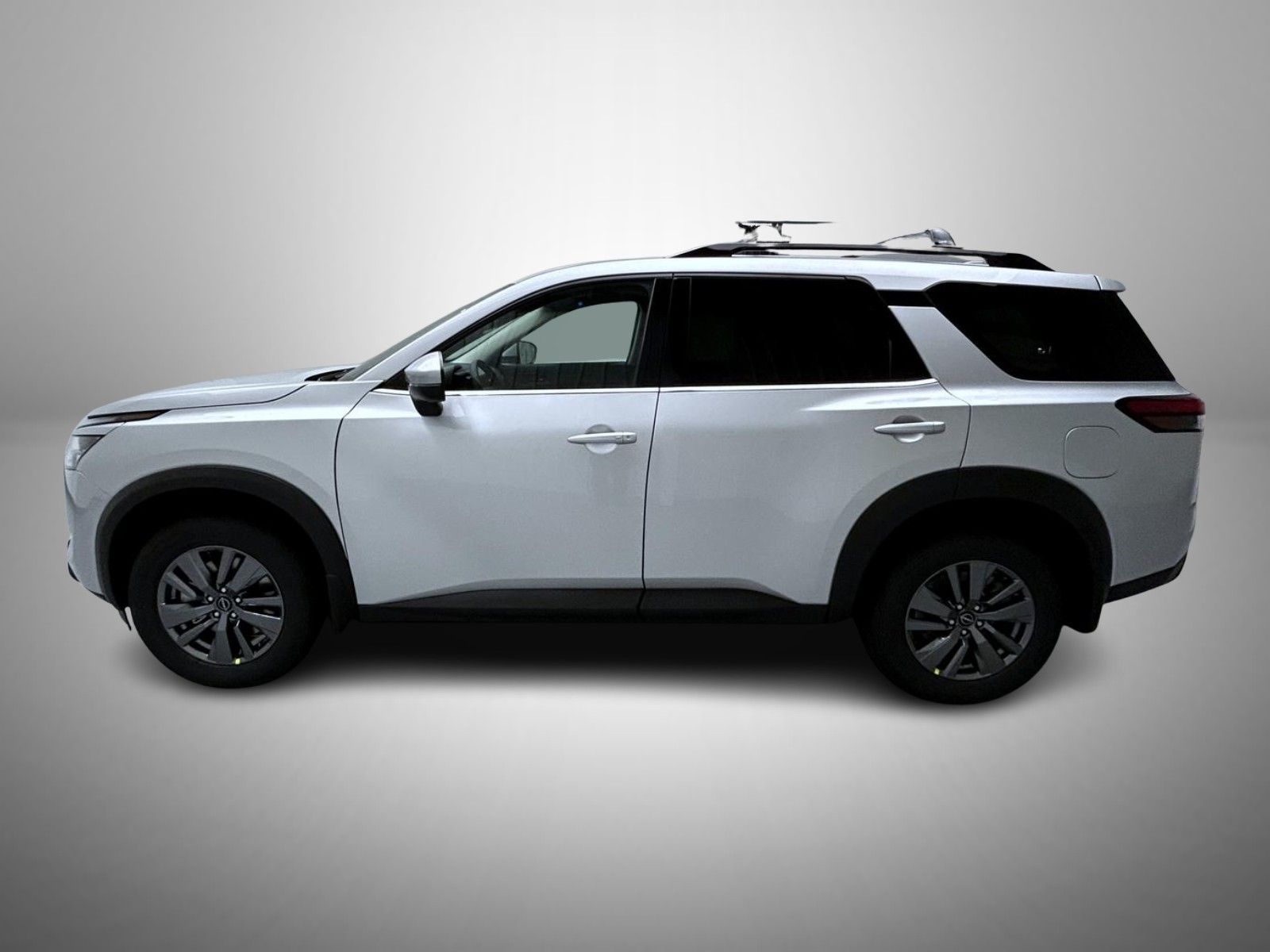 2025 Nissan Pathfinder SV photo 8