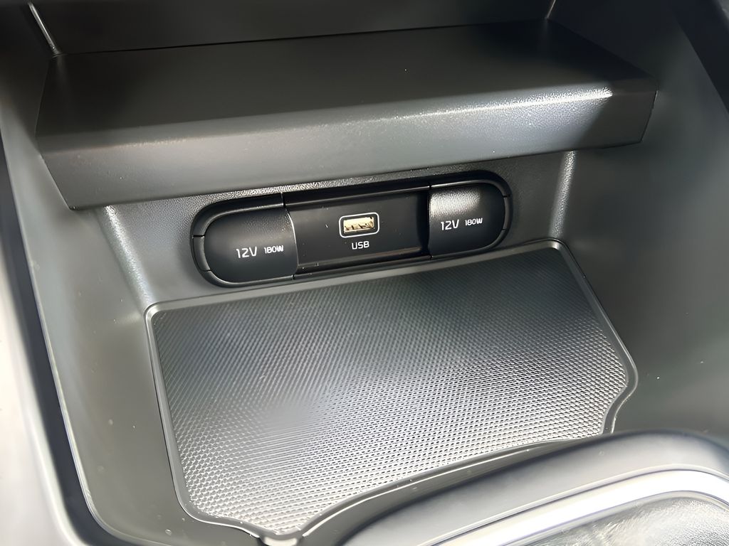 2024 Kia Soul LX photo 16