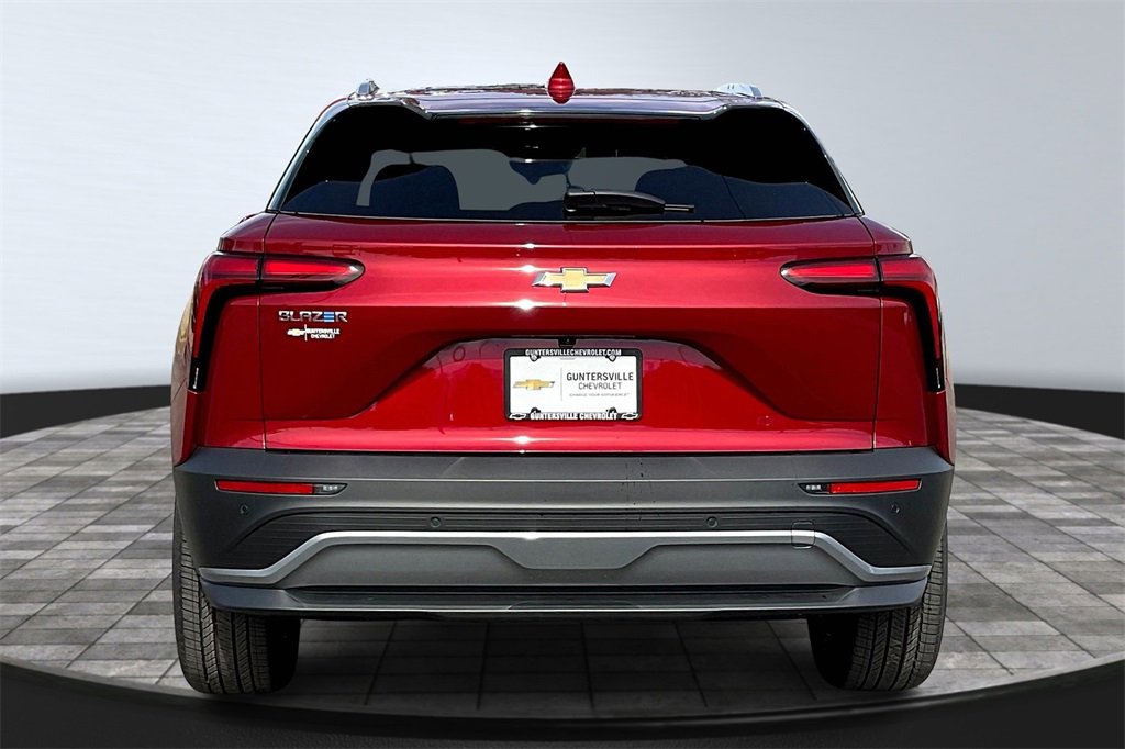2025 Chevrolet Blazer EV photo 4