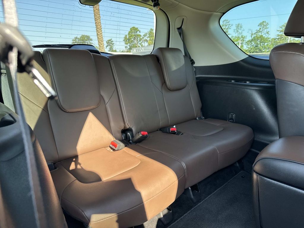 2023 Infiniti QX80 Premium Select photo 8