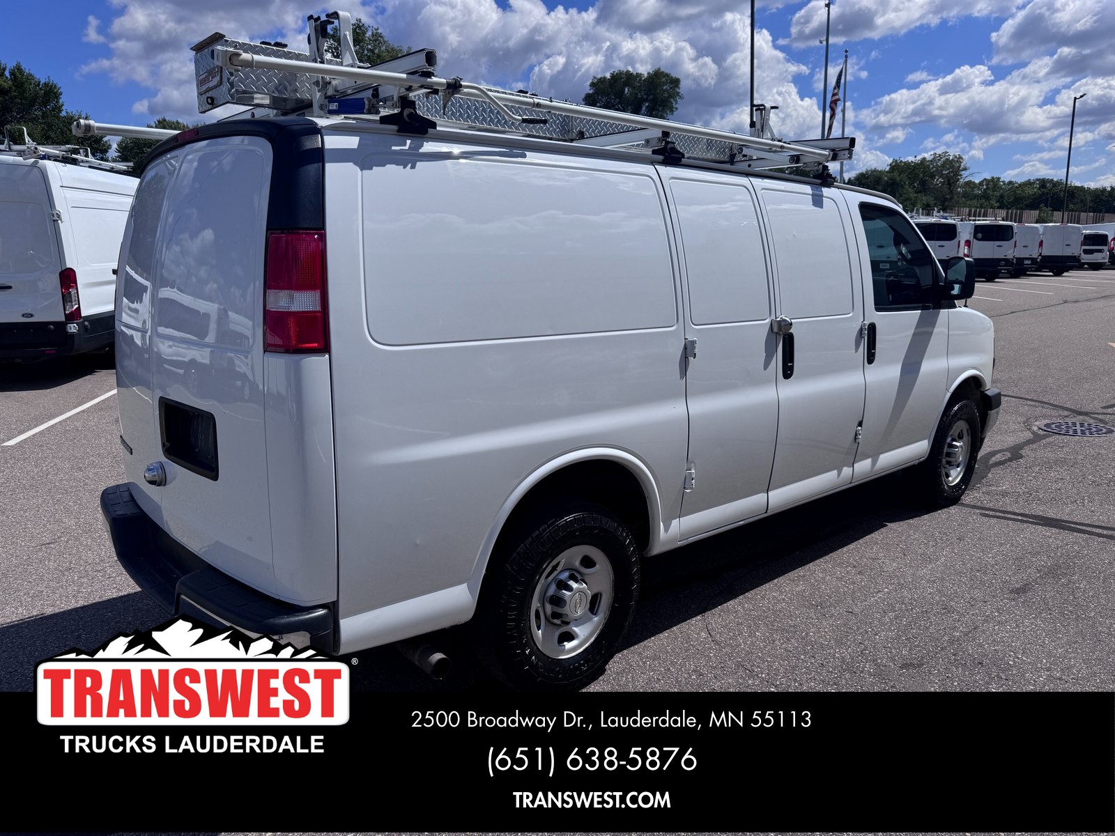 2021 Chevrolet Express 3500 Work Van photo 5