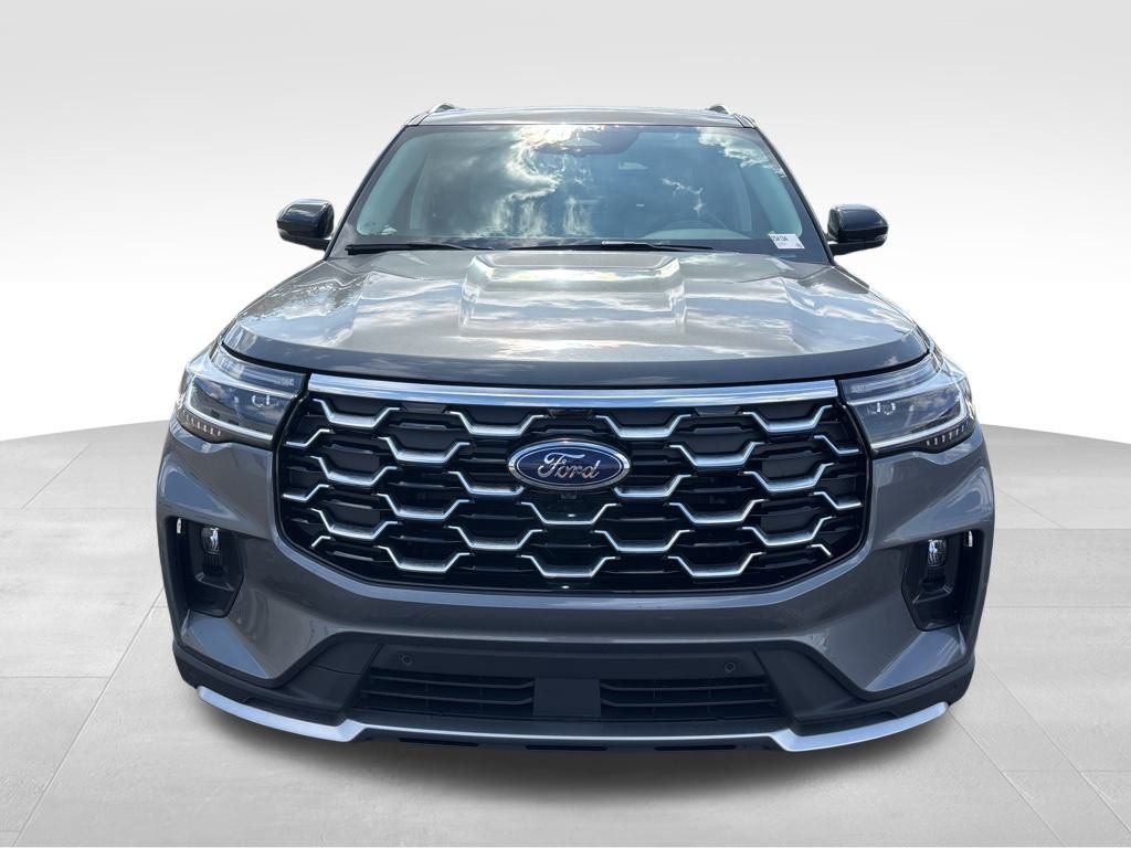 2025 Ford Explorer Platinum photo 8