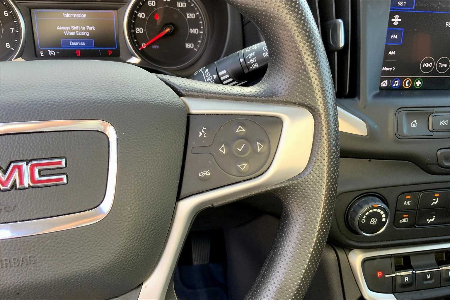 2024 Gmc Terrain SLE photo 21