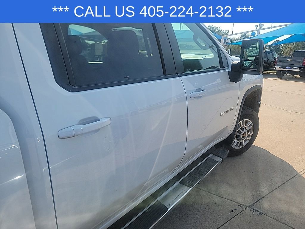 2024 Chevrolet Silverado 2500HD LT photo 24