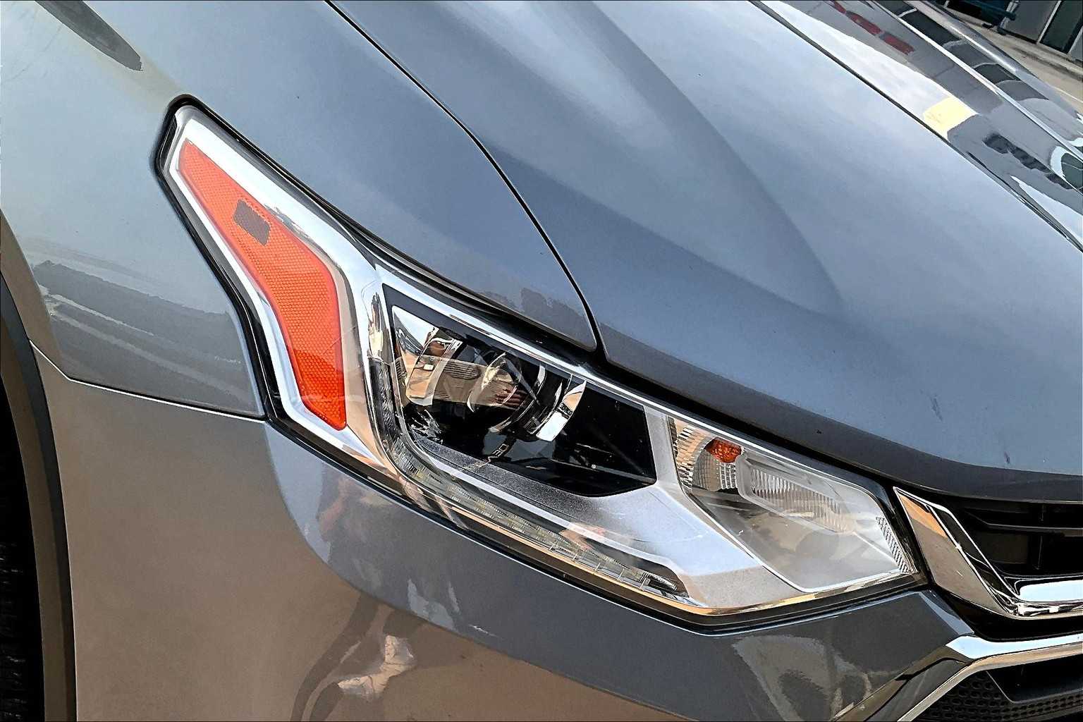 2021 Chevrolet Traverse LS photo 26