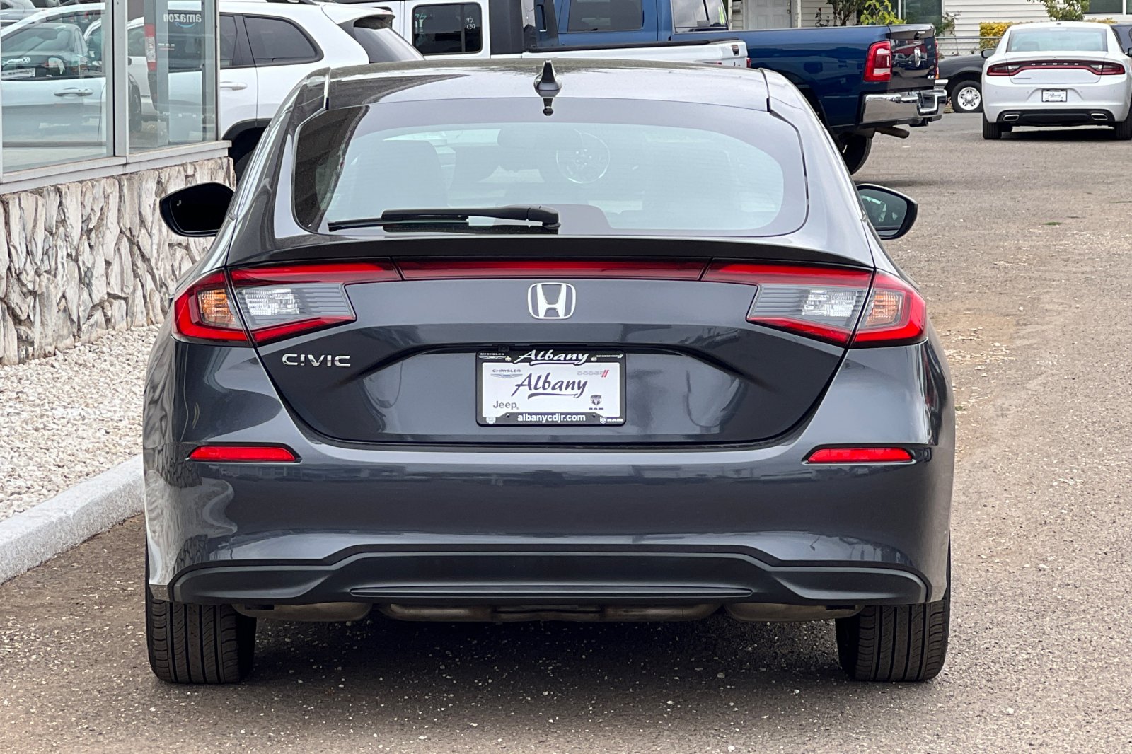 2024 Honda Civic Hatchback EX-L photo 3