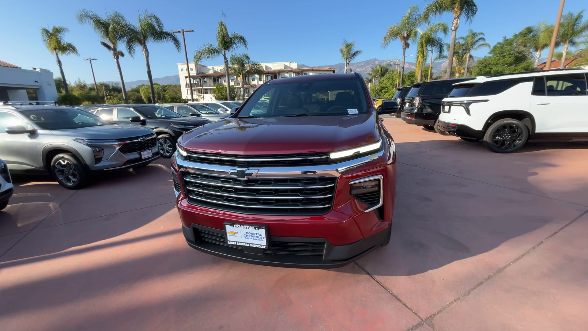 2026 Chevrolet Traverse photo 2