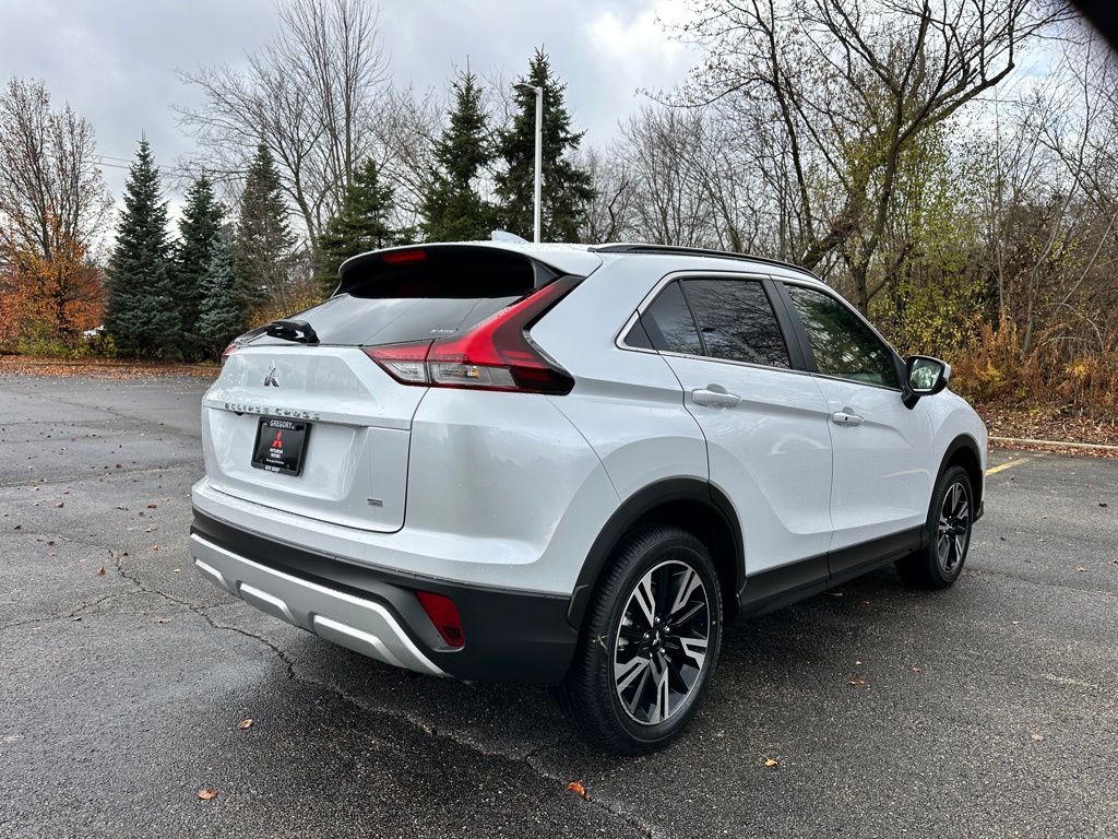 2026 Mitsubishi Eclipse Cross SEL photo 4