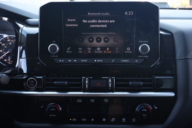 2024 Nissan Pathfinder SV photo 25