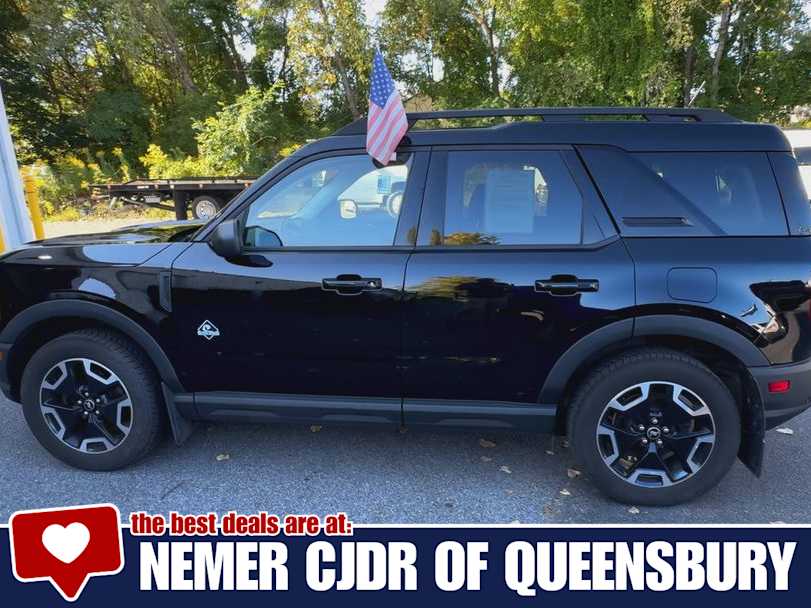 2022 Ford Bronco Sport Outer Banks photo 6