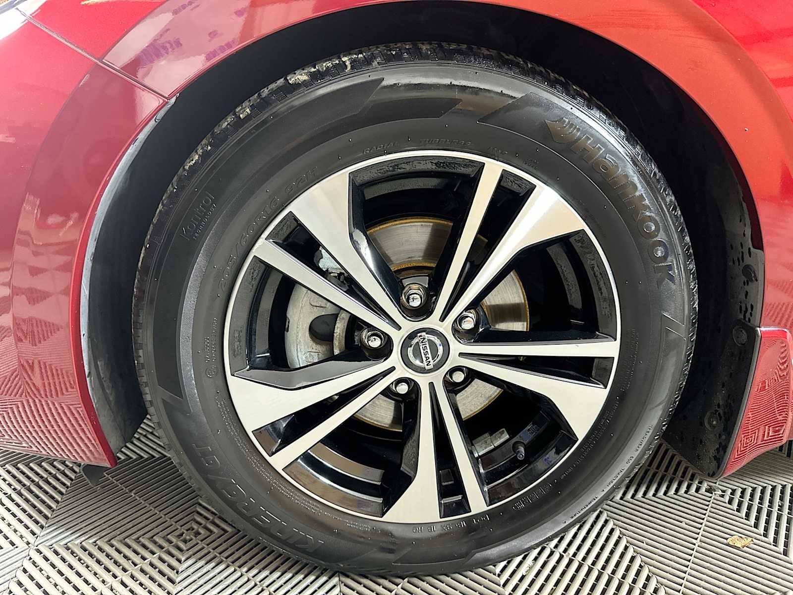 2020 Nissan Sentra SV photo 27