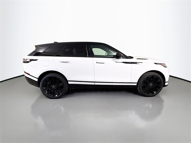 2026 Land Rover Range Rover Velar SE photo 4