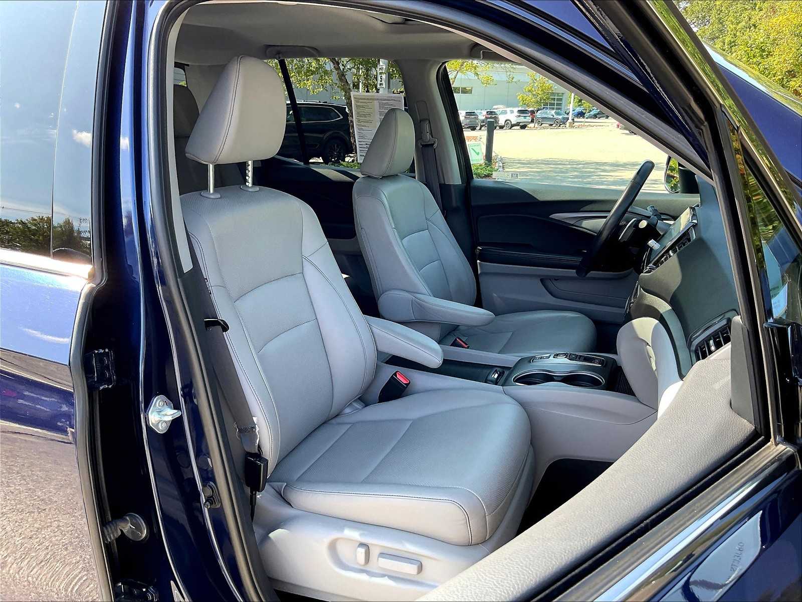 2022 Honda Ridgeline RTL-E photo 11