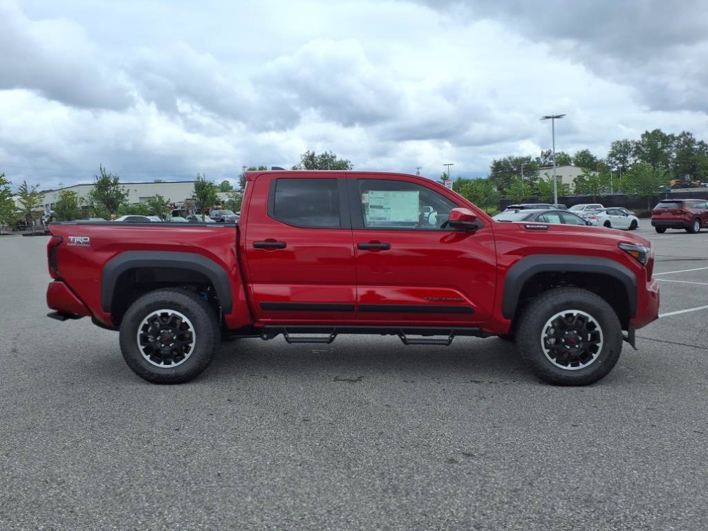 2025 Toyota Tacoma TRD Off-Road 4x4 Double Cab photo 3