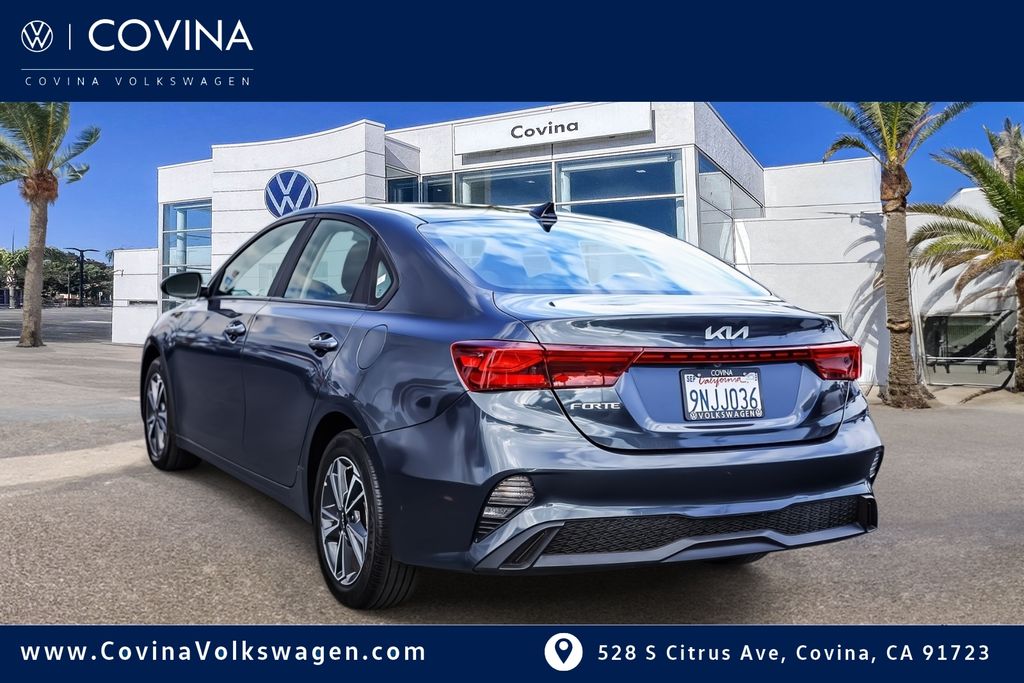 2024 Kia Forte LXS photo 4